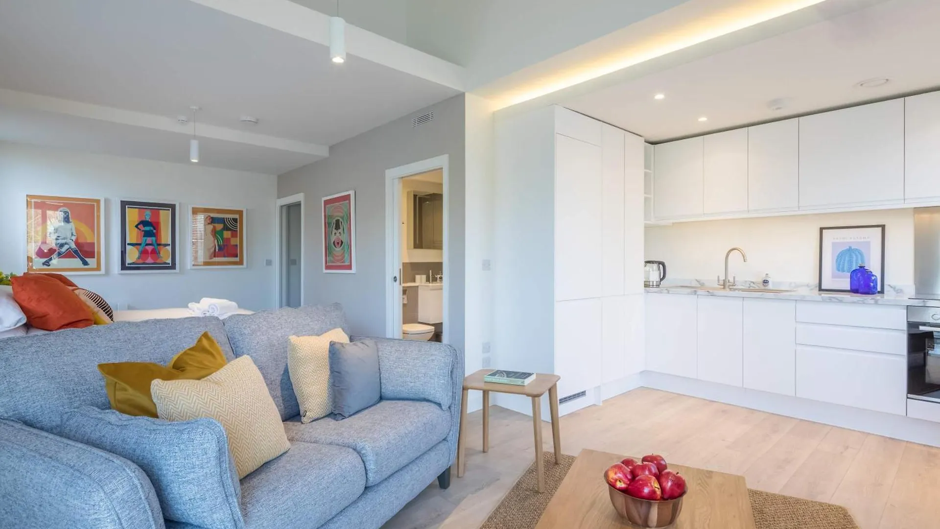 Luxury Central Apt Riverside Views & Parking كامبريدج 0*,  المملكة المتحدة